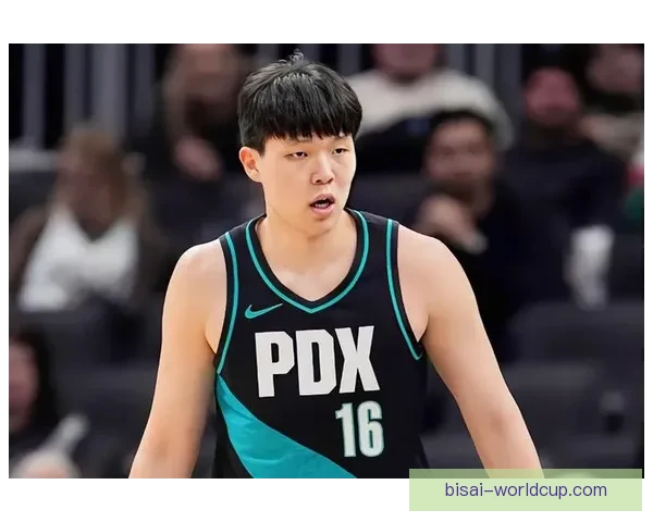 杨瀚森始终支持中国队初心不改